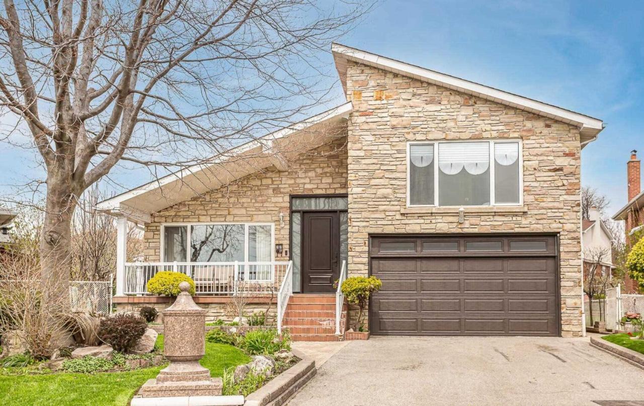 A Home Away Toronto Ngoại thất bức ảnh