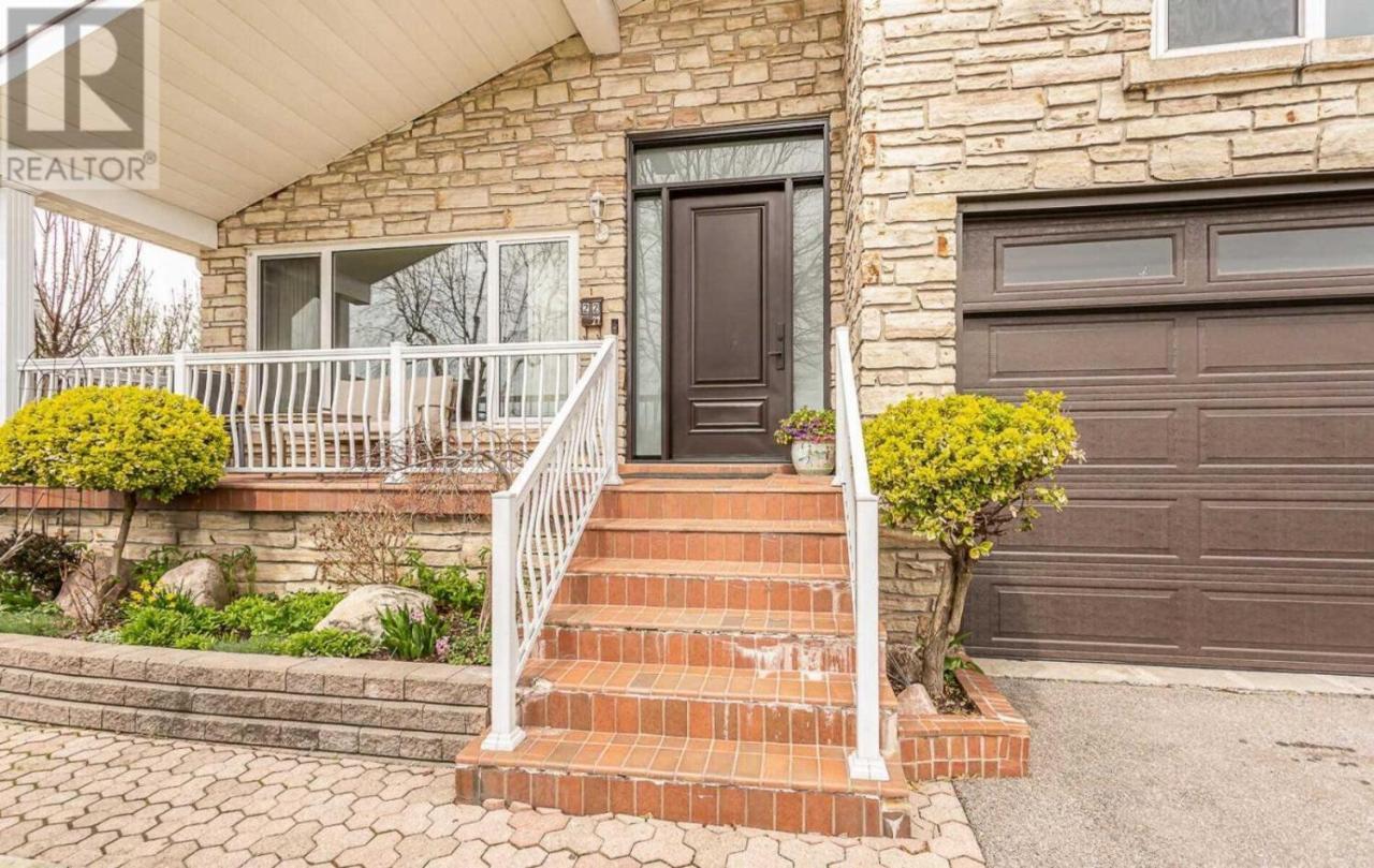 A Home Away Toronto Ngoại thất bức ảnh