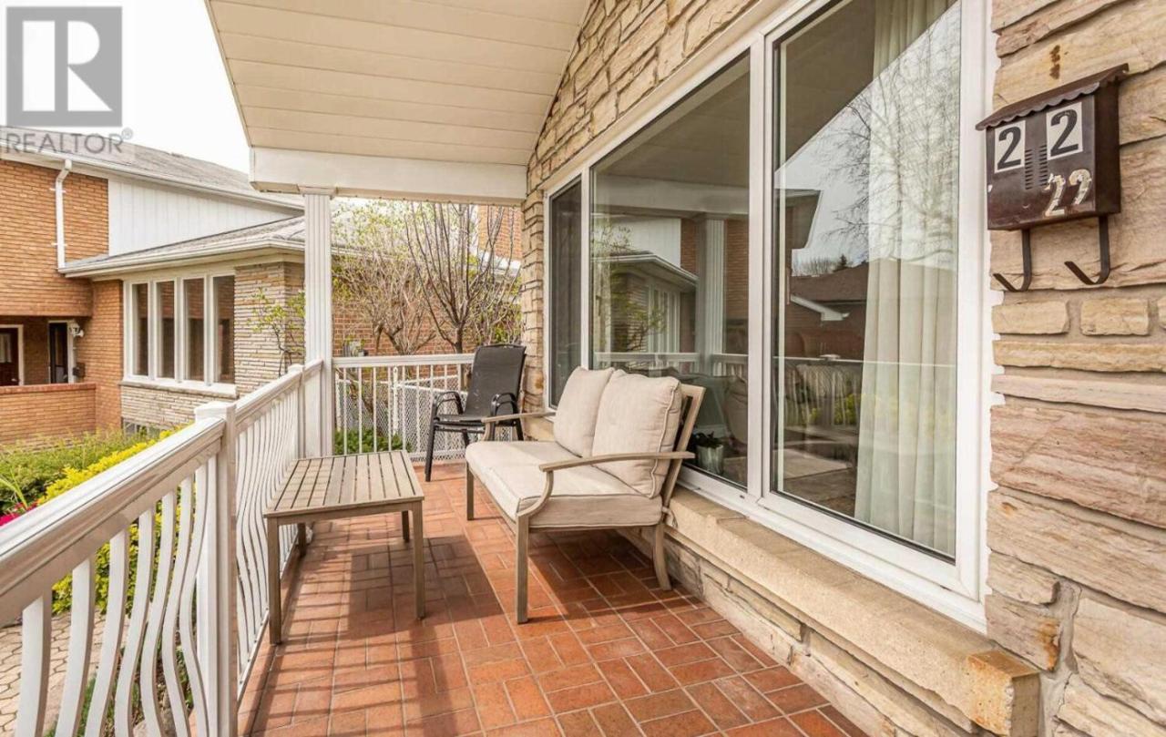 A Home Away Toronto Ngoại thất bức ảnh