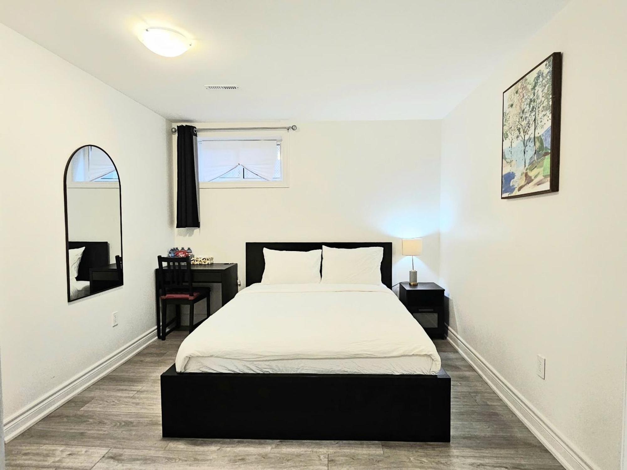A Home Away Toronto Ngoại thất bức ảnh