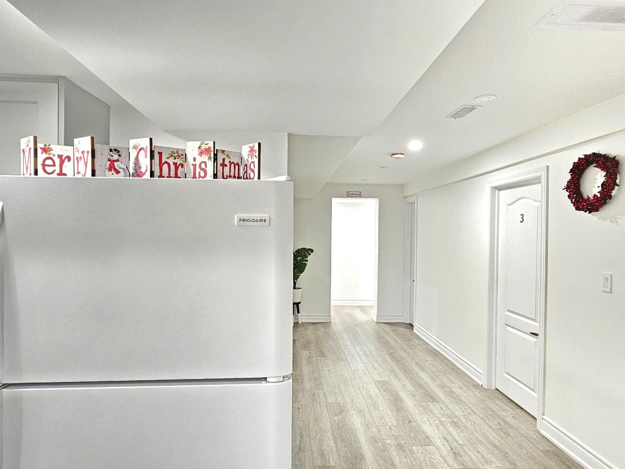 A Home Away Toronto Ngoại thất bức ảnh