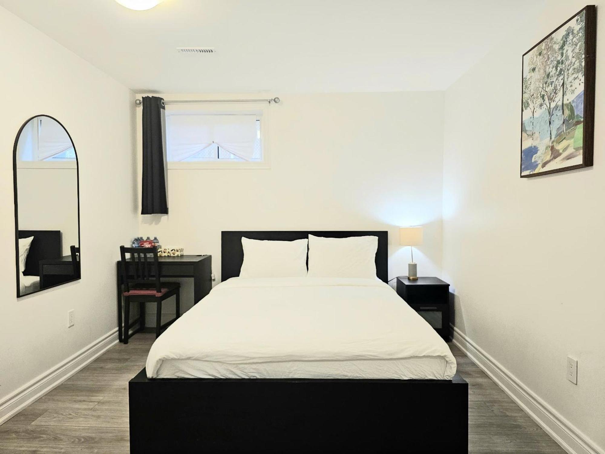 A Home Away Toronto Ngoại thất bức ảnh